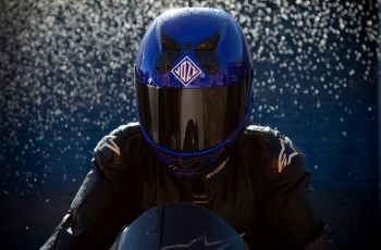 Vozz Helmets, Inovasi Helm yang Meningkatkan Keamanan