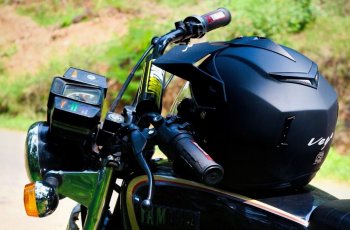 Agar Lebih Aman, Inilah Standar Keamanan Helm Terbaru yang Dikeluarkan FIM